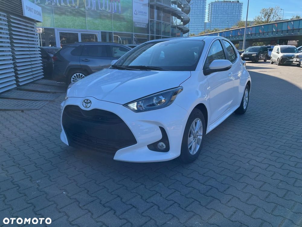 Toyota Yaris - 1