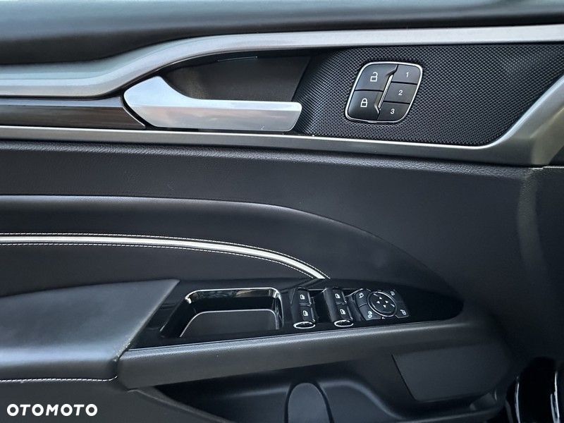 Ford Mondeo 2.0 EcoBlue Vignale AWD - 13