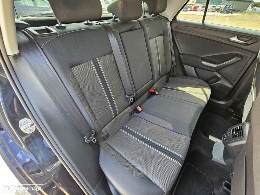 VW T-Roc 1.0 TSI Life - 24