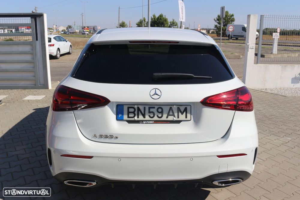 Mercedes-Benz A 250 e - 17