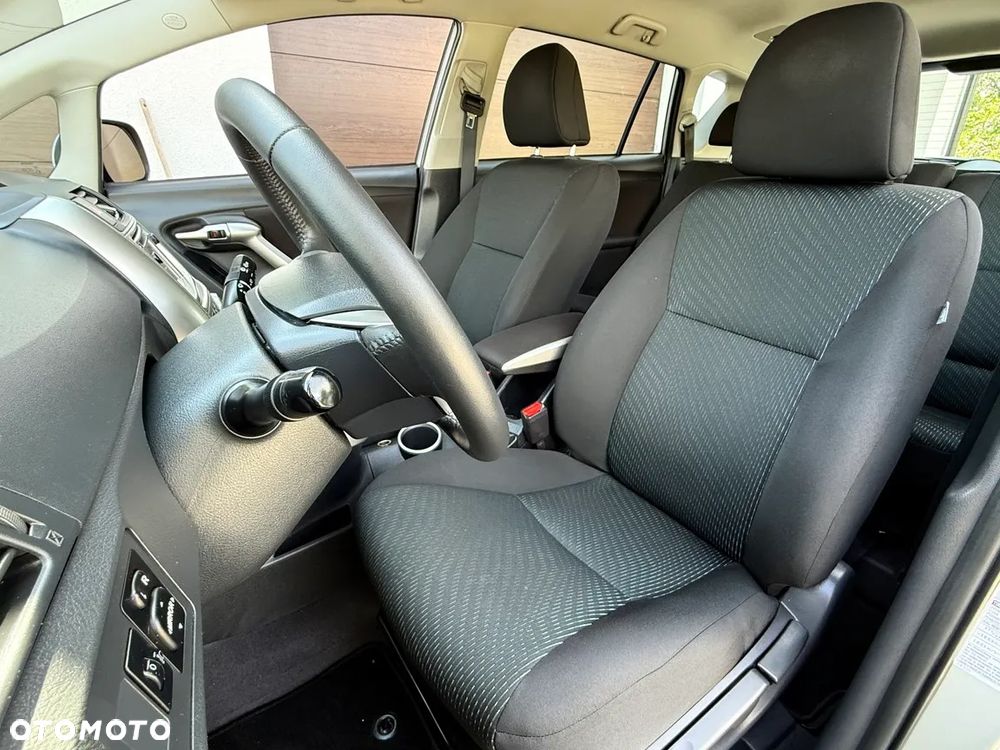 Toyota Verso 1.8 Edition - 15