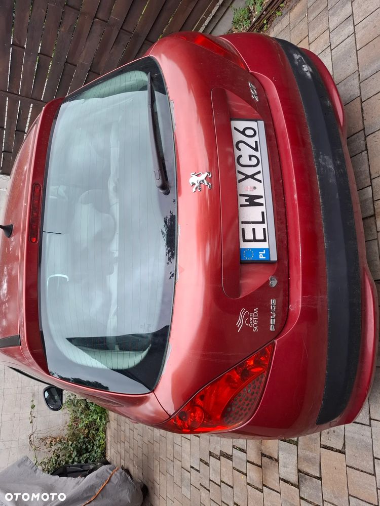 Peugeot 207 1.4 HDi Presence - 2