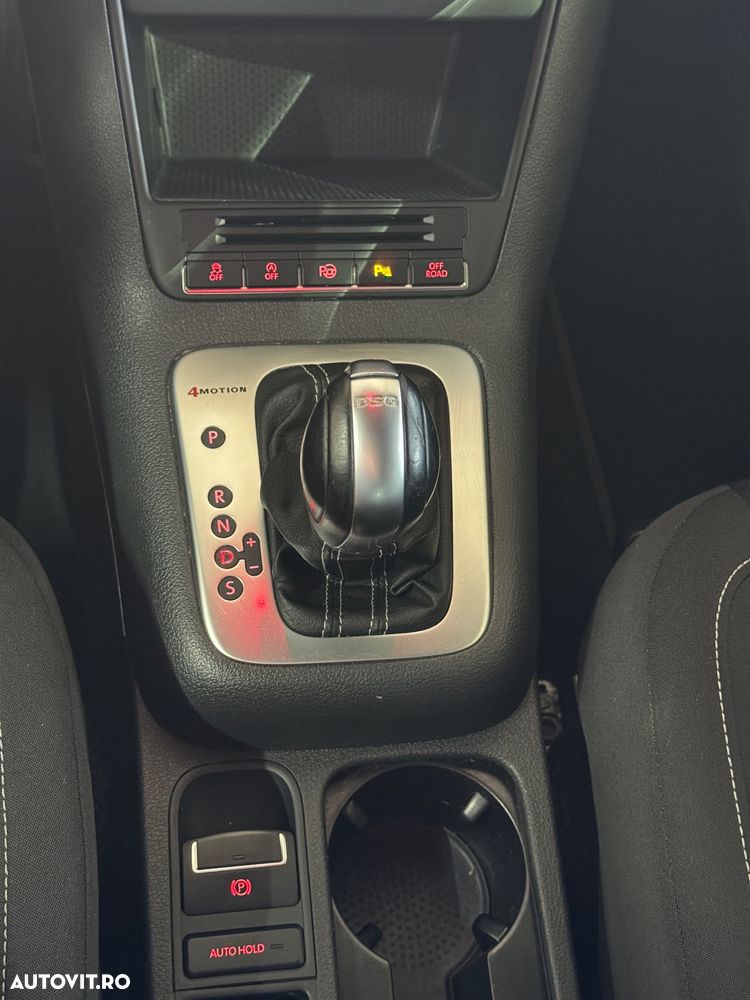 Volkswagen Tiguan 2.0 TDI DPF 4Motion BlueMotion Technology DSG Lounge Track & Style - 12