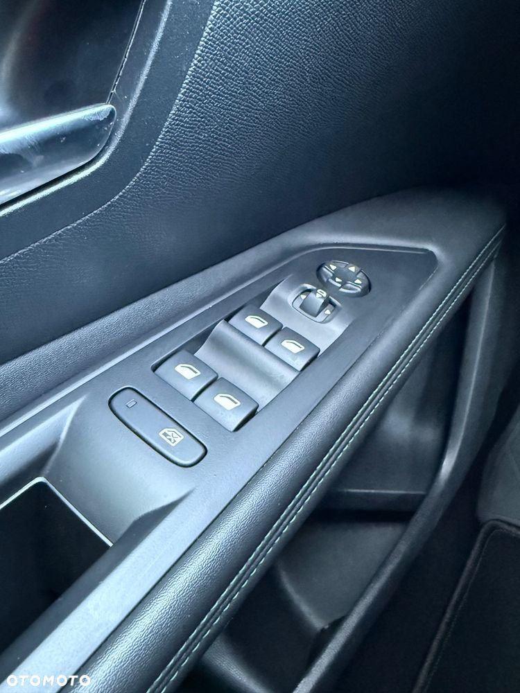 Peugeot 3008 - 33