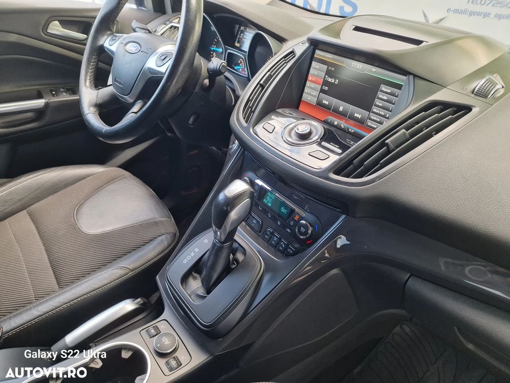 Ford Kuga 2.0 TDCi 4x4 Aut. ST-Line - 4