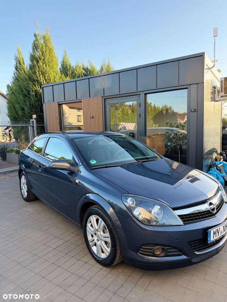 Opel Astra 1.6 Edition 111 Jahre - 3