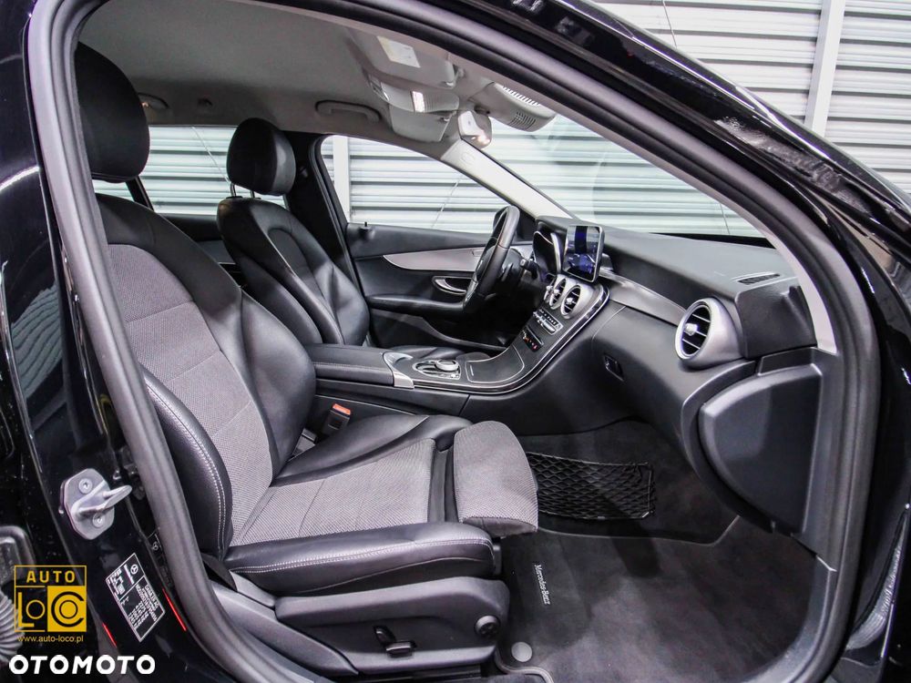 Mercedes-Benz Klasa C 300 d 9G-TRONIC Avantgarde - 10