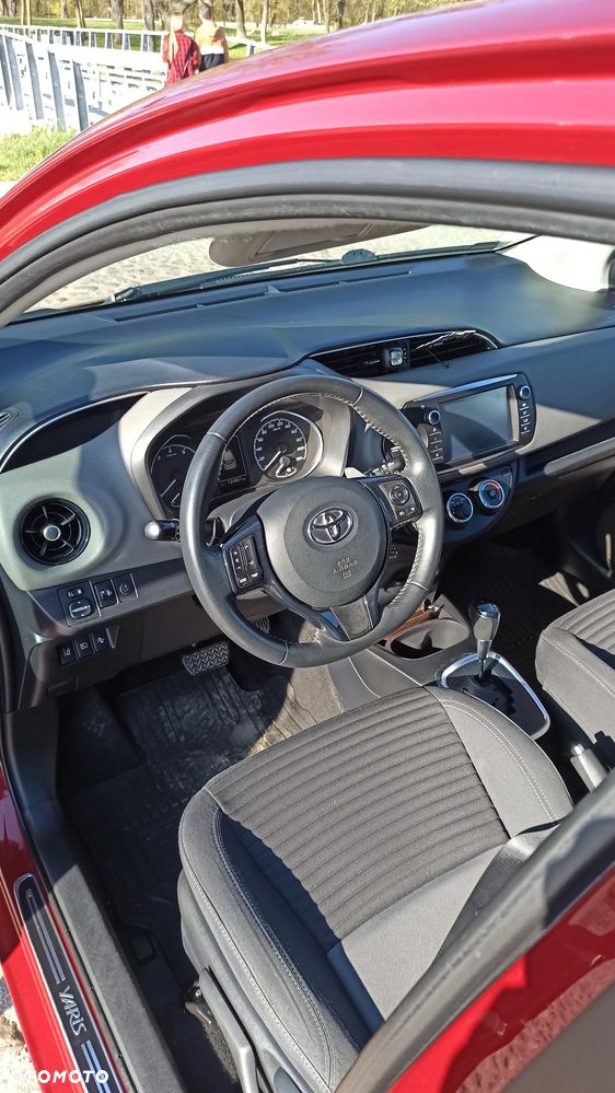 Toyota Yaris 1.5 Premium CVT - 5
