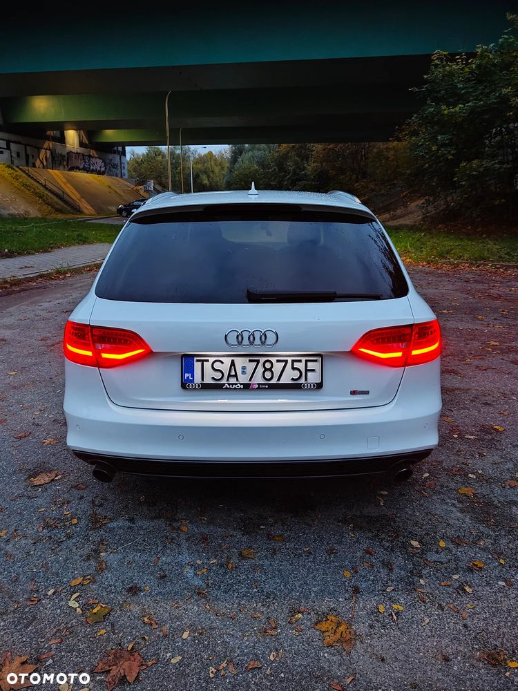 Audi A4 Avant - 11