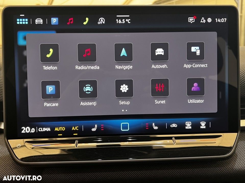 Volkswagen T-Roc - 14