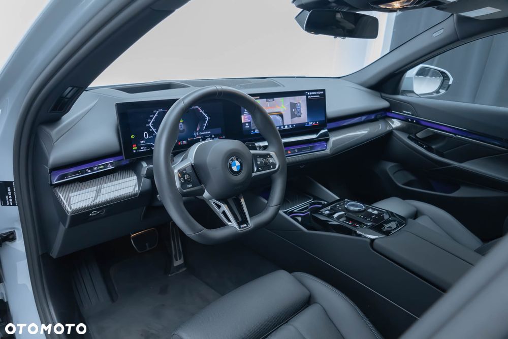 BMW Seria 5 520d xDrive - 11