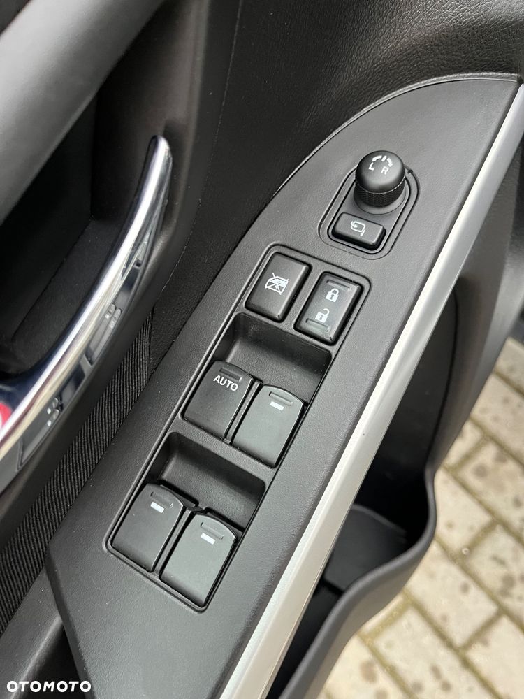 Suzuki SX4 1.6 Premium - 25