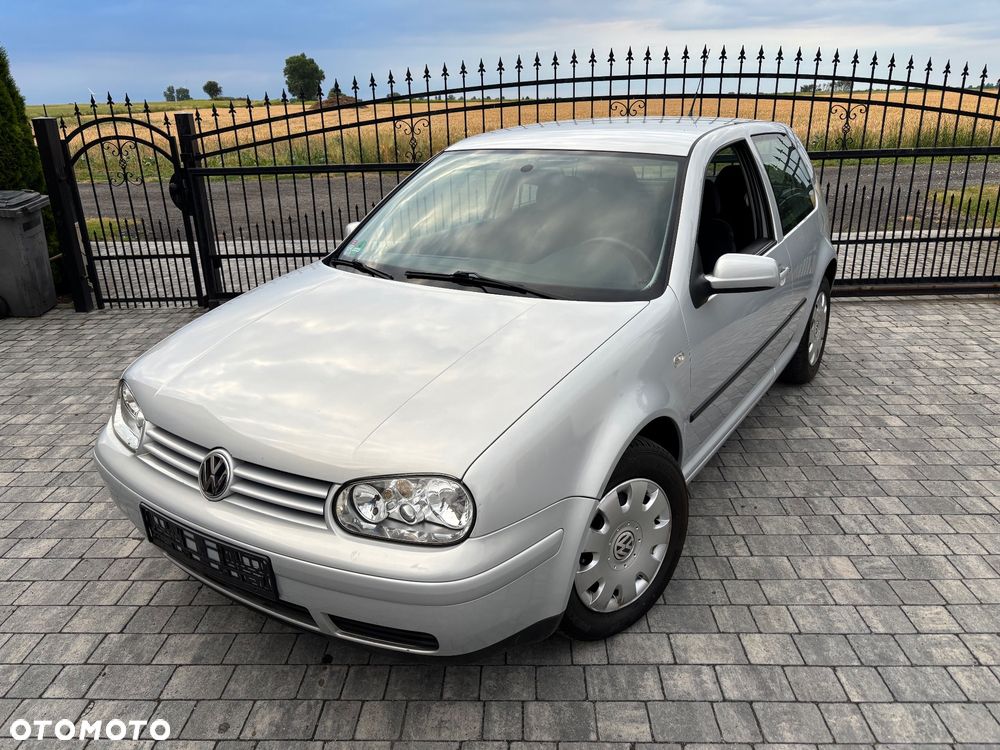 Volkswagen Golf 1.6 Trendline - 3