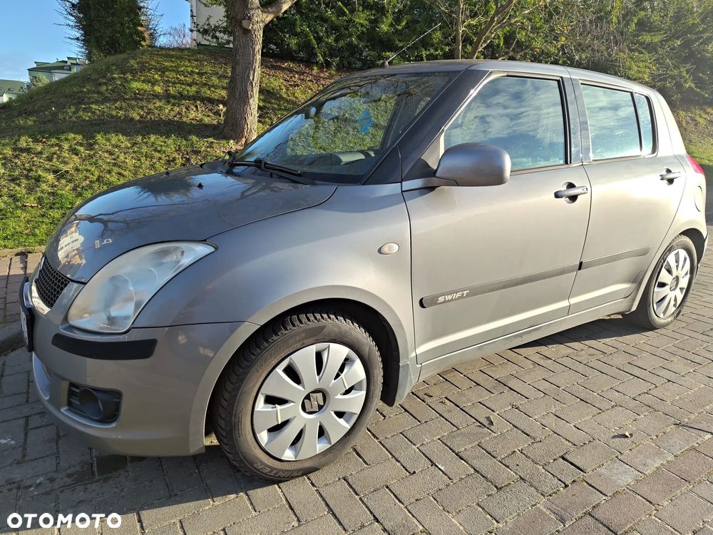 Suzuki Swift - 2
