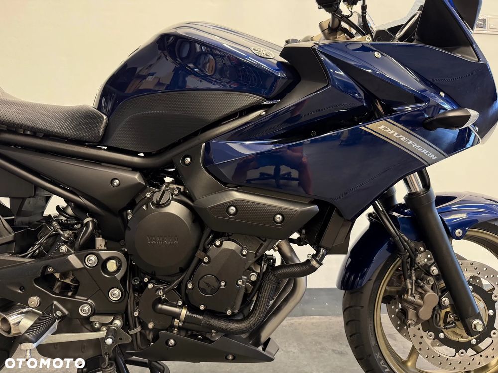 Yamaha XJ - 12