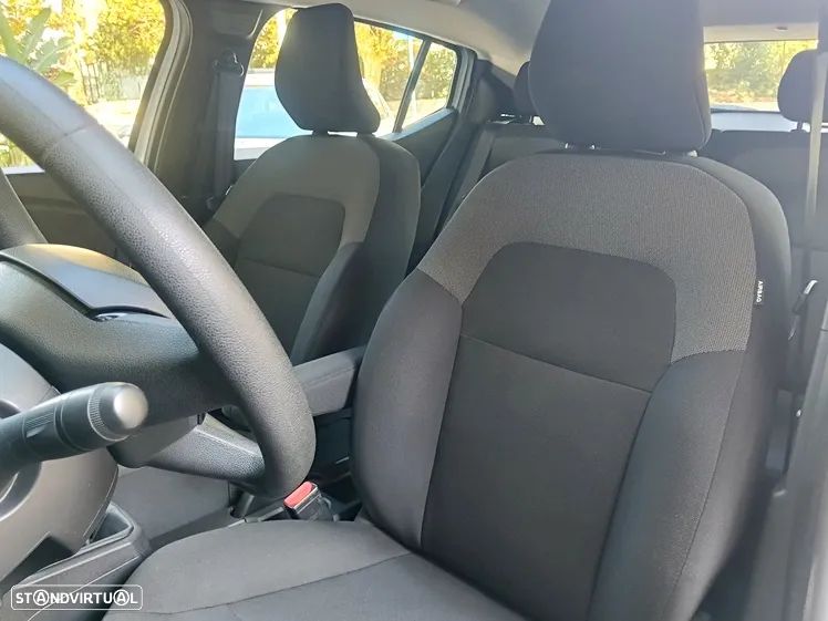 Dacia Sandero 1.0 SCe Essential - 40