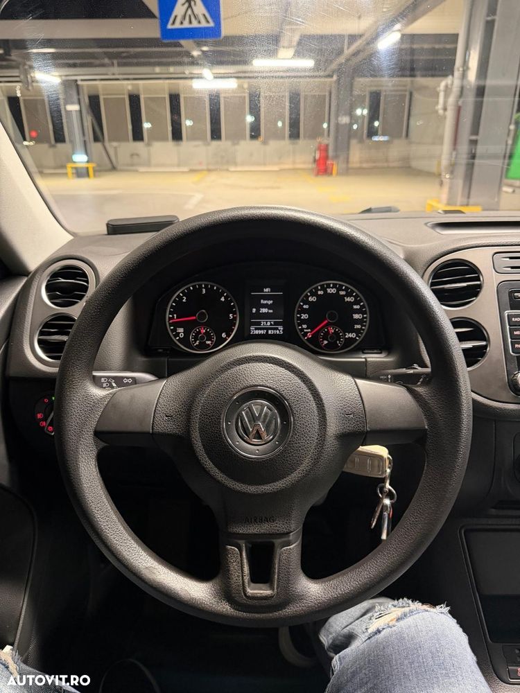 Volkswagen Tiguan - 6