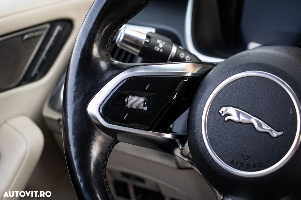 Jaguar I-Pace SE - 27