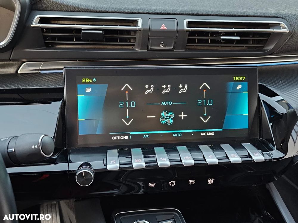 Peugeot 508 Plug-In Hybrid 225 e-EAT8 Allure Pack - 29