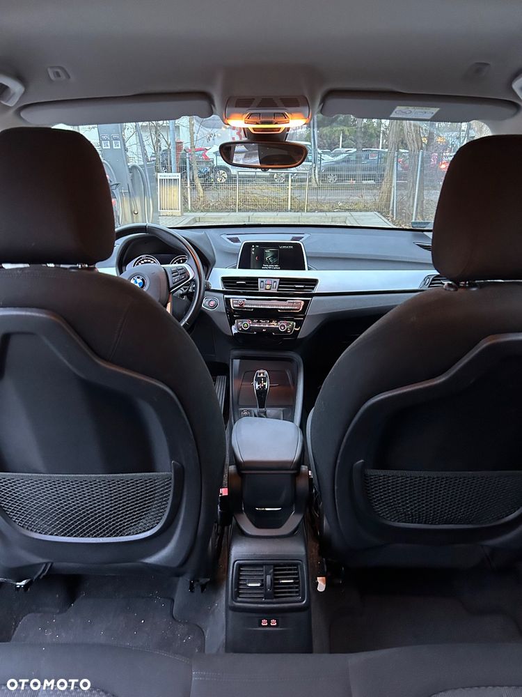 BMW X1 sDrive18i GPF Advantage - 20