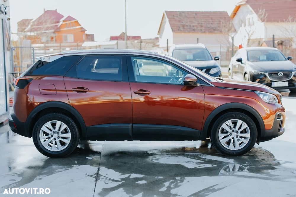 Peugeot 3008 PureTech 130 Stop & Start GPF EAT8 Allure - 5