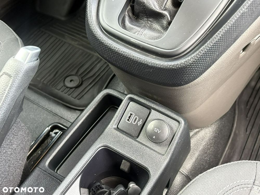 Ford Transit Connect - 18