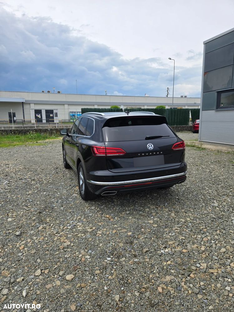 Volkswagen Touareg V6 TDI Elegance - 3