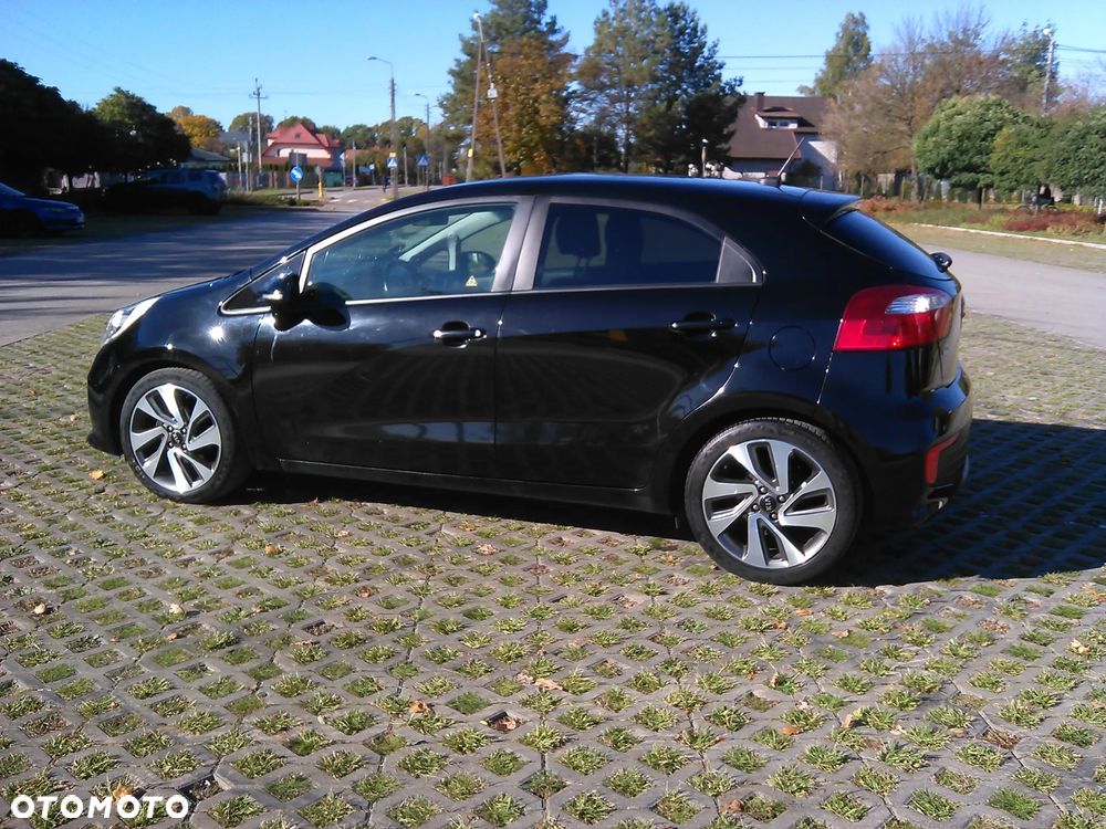 Kia Rio 1.2 Dream Team Edition - 2