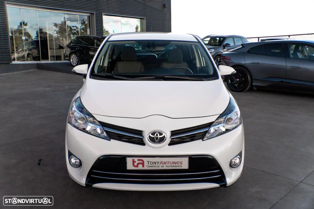 Toyota Verso 1.6 D-4D Comfort - 10