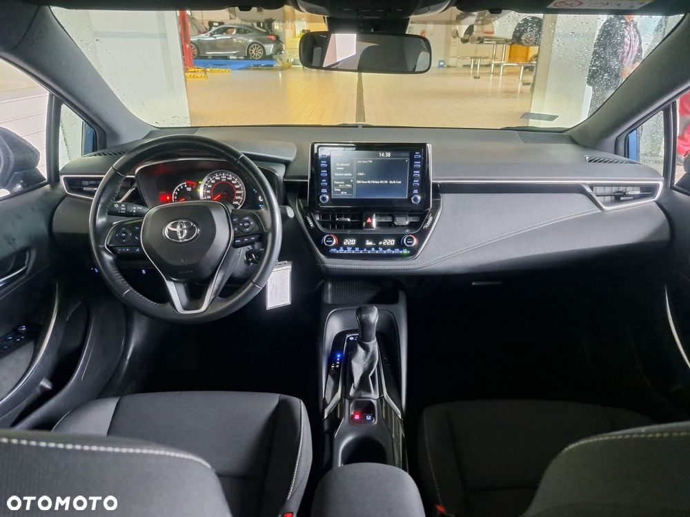 Toyota Corolla - 9