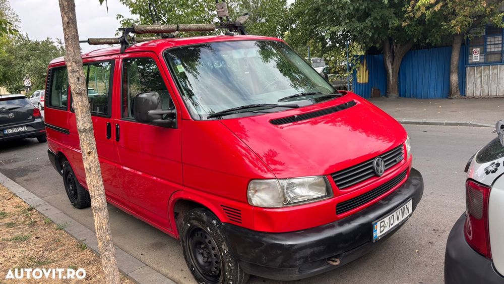 Volkswagen Caravelle - 2