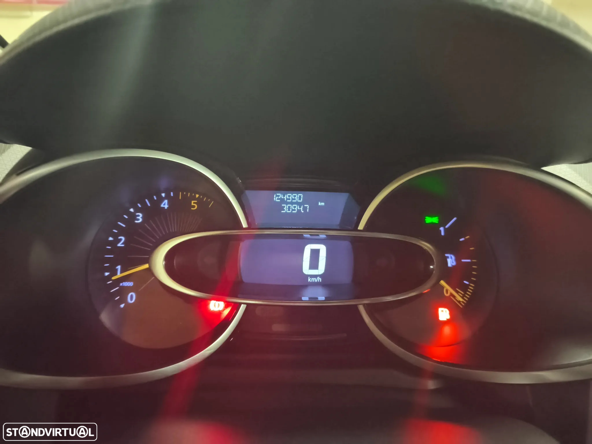 Renault Clio 1.5 dCi Dynamique S - 4