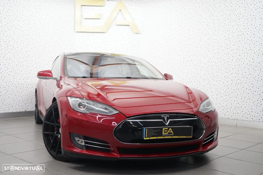 Tesla Model S 85 - 1