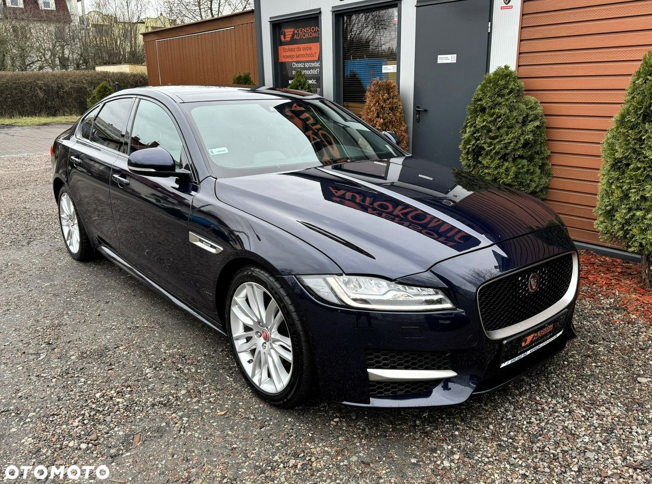 Jaguar XF 2.0 i4D AWD R-Sport - 2