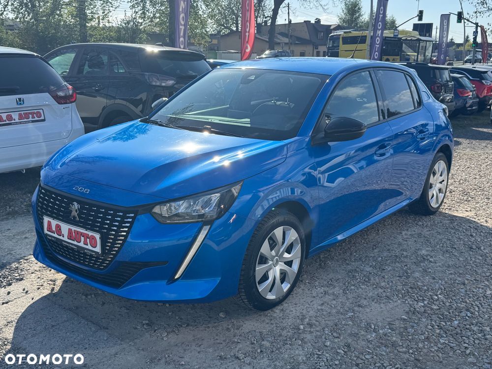Peugeot 208 - 1