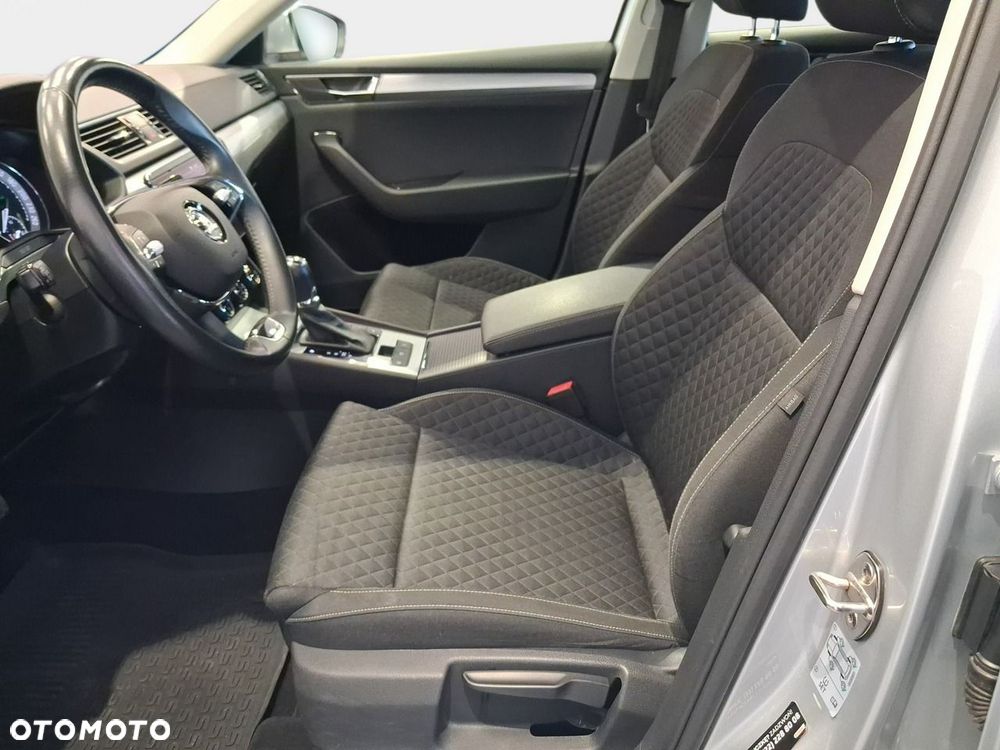 Skoda Superb - 19