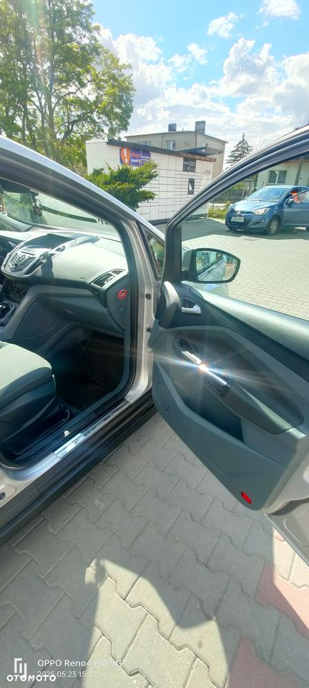 Ford C-MAX - 12
