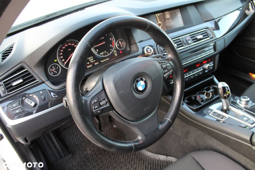BMW Seria 5 520d - 19