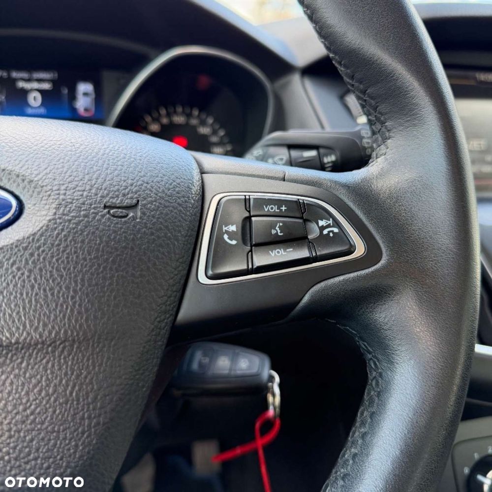 Ford Focus - 26