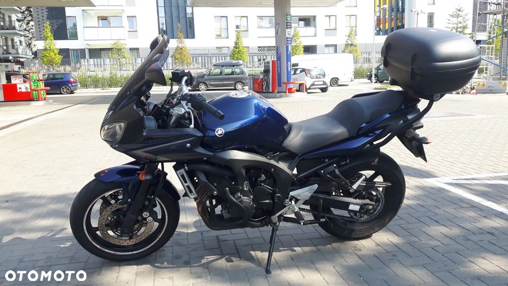 Yamaha FZ6 - 1