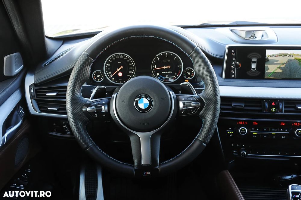 BMW X6 M M50d - 11