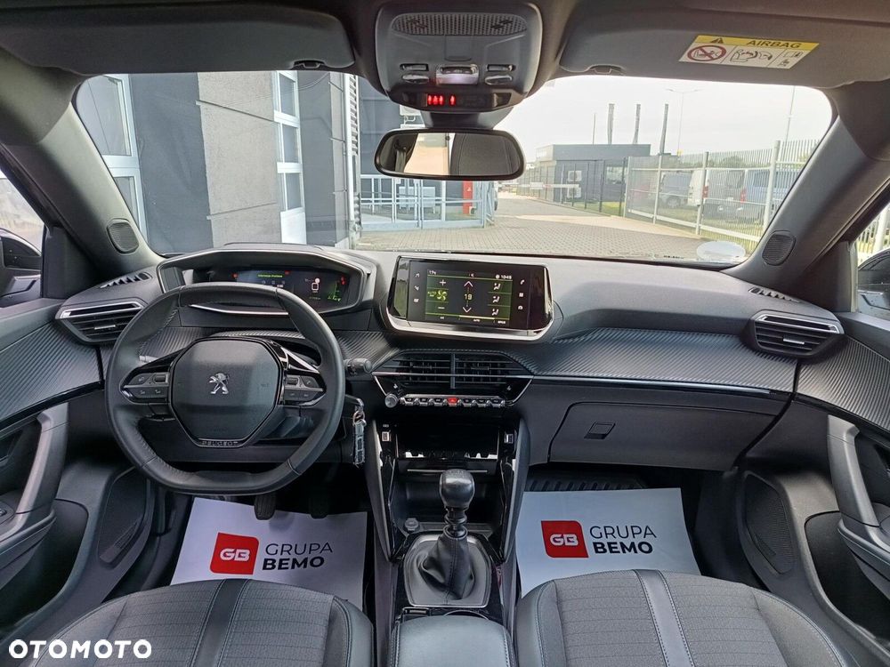 Peugeot 2008 1.2 PureTech Allure Pack S&S - 16