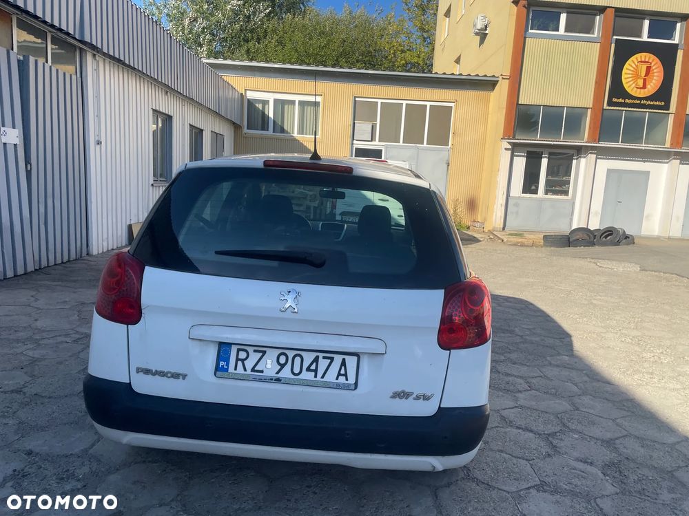 Peugeot 207 1.6 HDi - 7