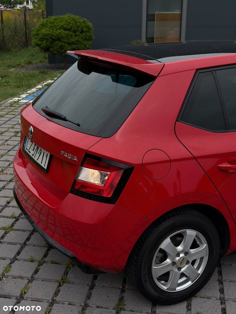 Skoda Fabia 1.2 TSI Monte Carlo - 11