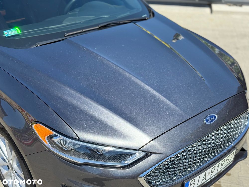 Ford Mondeo 2.0 Hybrid Titanium - 4