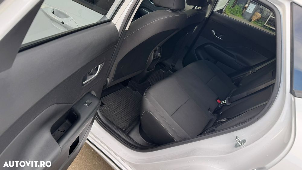 Hyundai KONA - 2