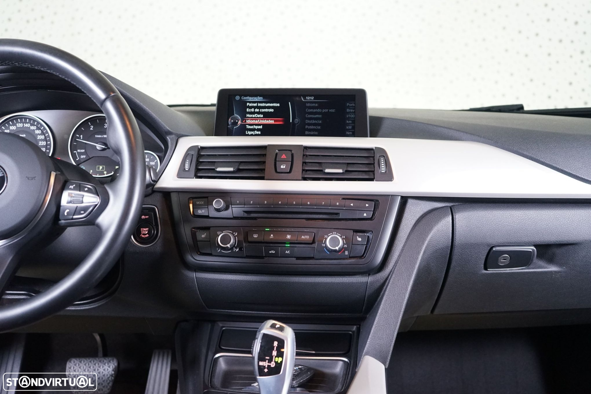 BMW 320 d Touring Auto Exclusive - 27