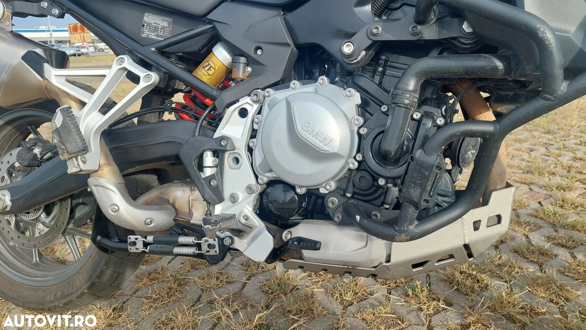 BMW F750GS - 14
