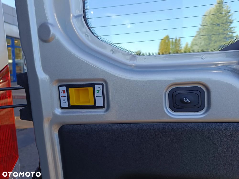 Ford Ford Transit Brygadowy  2.0 ecoblue  FWD LDT 6.2 M6 - 9