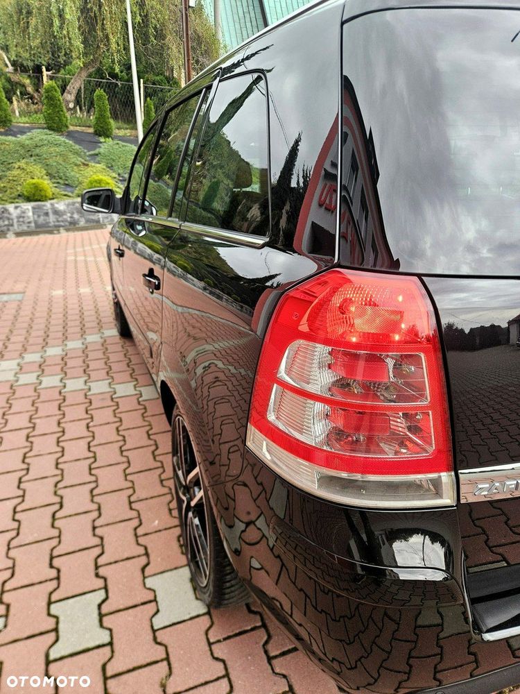 Opel Zafira - 13